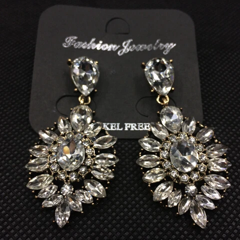 Shiny CZ Crystal Leaf Gem Dangle Drop Earrings Fashion Jewelry for Women Evening Dress Accessories
Shiny CZ Crystal Leaf Gem Dangle Drop Earrings Fashion Jewelry for Women Evening Dress Accessories