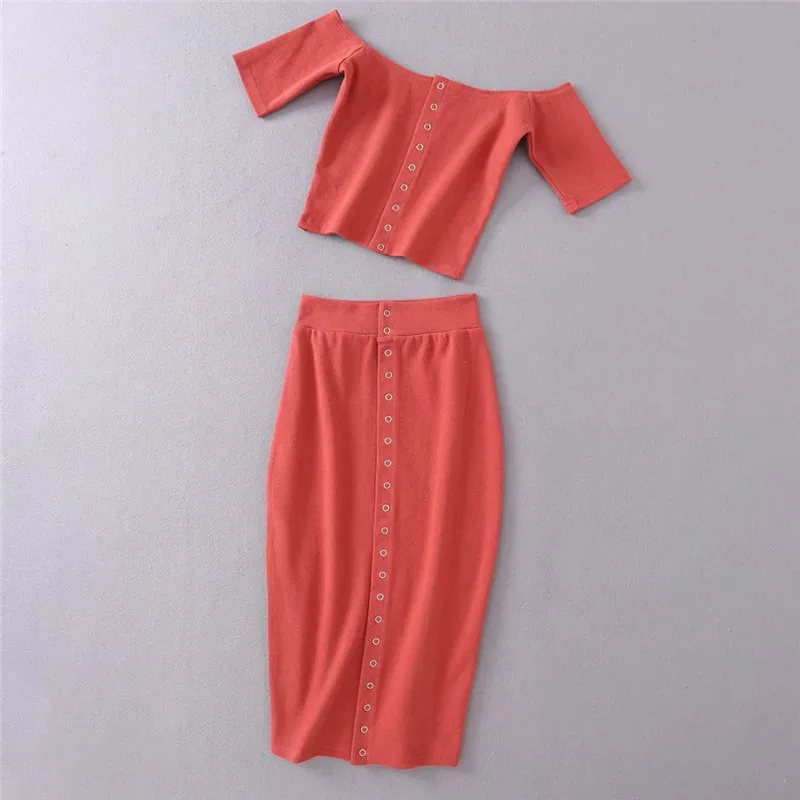 Summer new fashion button thread word short-sleeved shirt T-shirt solid color tight package hip skirt suit female
Summer new fashion button thread word short-sleeved shirt T-shirt solid color tight package hip skirt suit female