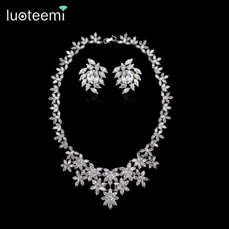 LUOTEEMI Women's Luxury Necklace Top Grade AAA CZ Stone Bridal Flower Jewelry Necklace Earrings Sets Wedding Accessories
LUOTEEMI Women's Luxury Necklace Top Grade AAA CZ Stone Bridal Flower Jewelry Necklace Earrings Sets Wedding Accessories