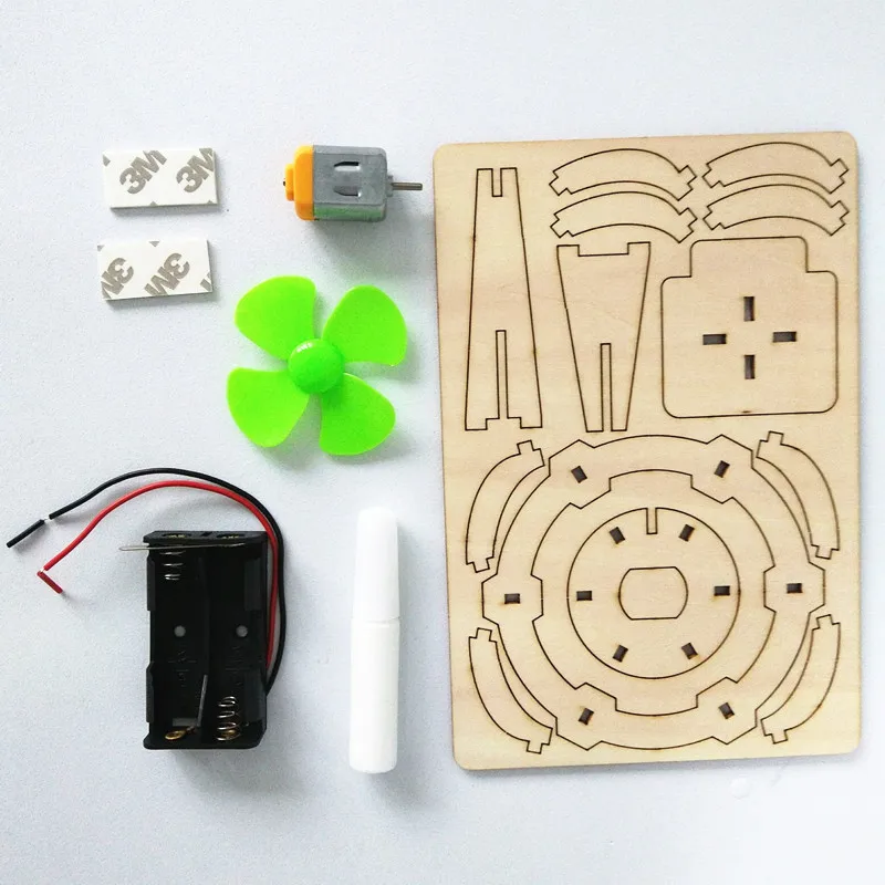 Happyxuan Science Kit Children Education Electric Fan Mini Creative Material DIY Toys Inventions Technology Wood Craft Assembly
Happyxuan Science Kit Children Education Electric Fan Mini Creative Material DIY Toys Inventions Technology Wood Craft Assembly