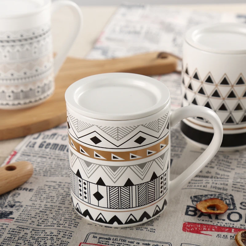 Retro mugs The Ceramic coffee cups milk cup with lid High Quality 370ml The large capacity cups creative procelain
Retro mugs The Ceramic coffee cups milk cup with lid High Quality 370ml The large capacity cups creative procelain
