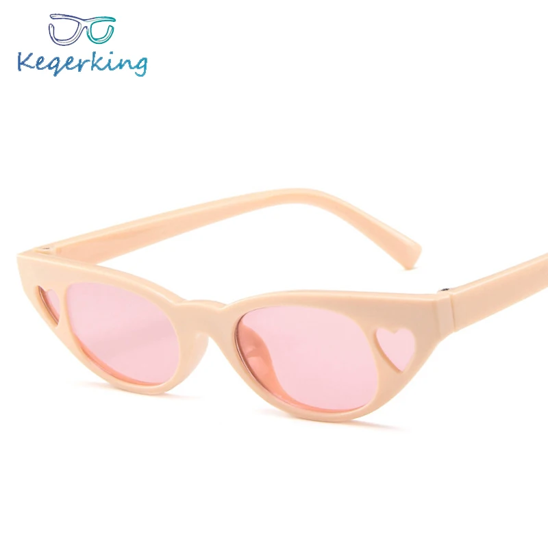Fashion Female Cat Eye Small Frame Sunglasses Personality Love Retro Versatile Glasses Women Brand Designer Sunglasses HA-47
Fashion Female Cat Eye Small Frame Sunglasses Personality Love Retro Versatile Glasses Women Brand Designer Sunglasses HA-47