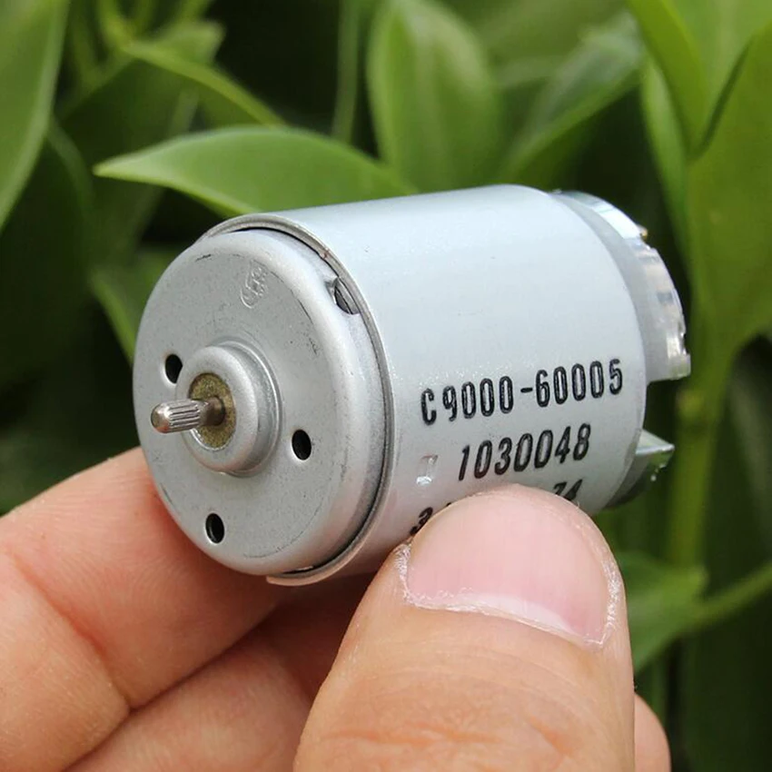 12-24v The latest high-speed tool motor DIY model 385 micro DC motors flower shaft motor toy model
12-24v The latest high-speed tool motor DIY model 385 micro DC motors flower shaft motor toy model
