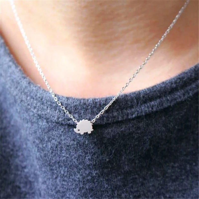 2020 New Fashion Women Necklaces Jewelry Cute Hedgehog necklaces pendants Vintage Simple Animal Long Necklace Gifts
2020 New Fashion Women Necklaces Jewelry Cute Hedgehog necklaces pendants Vintage Simple Animal Long Necklace Gifts