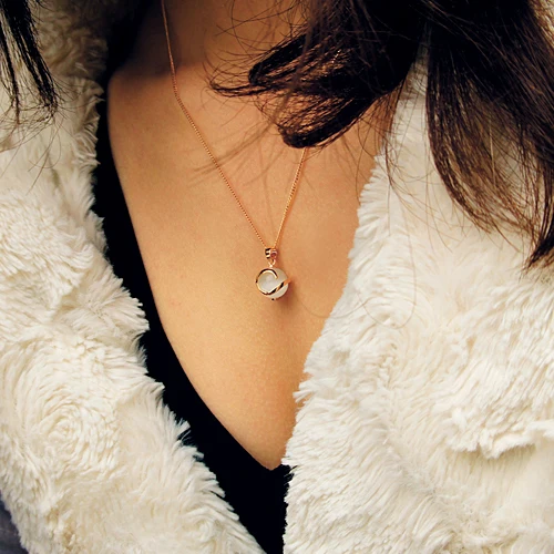 high quality white opal necklace ball round female Natural stone short chain gold Fashion Pattern Pendant with chain lovers gift
high quality white opal necklace ball round female Natural stone short chain gold Fashion Pattern Pendant with chain lovers gift