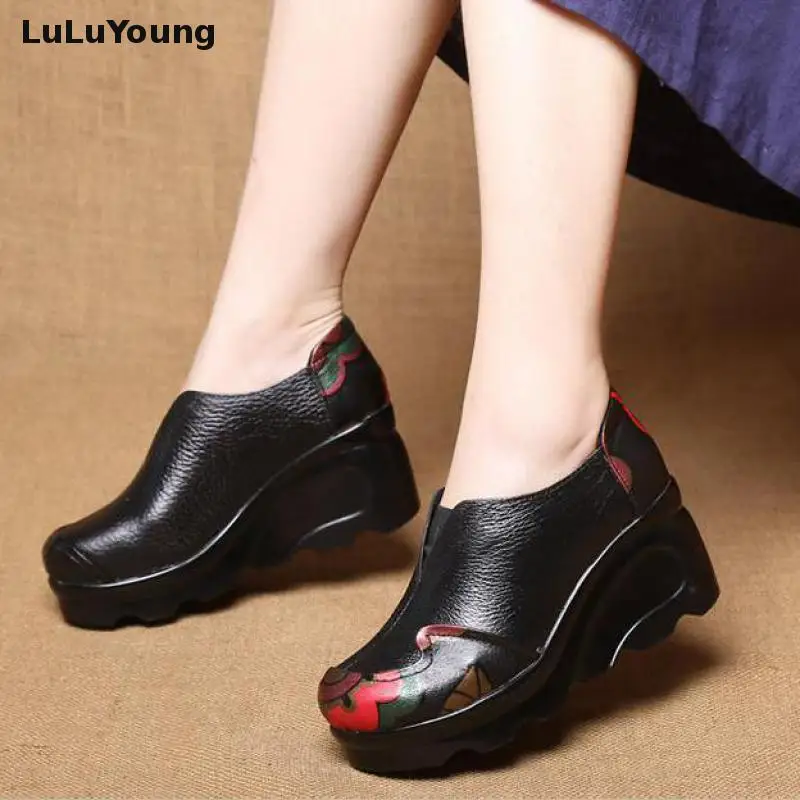 Genuine Leather Shoes Ladies' Comfortable High Heeled Thick Bottom Casual Shoes Wedges
Genuine Leather Shoes Ladies' Comfortable High Heeled Thick Bottom Casual Shoes Wedges