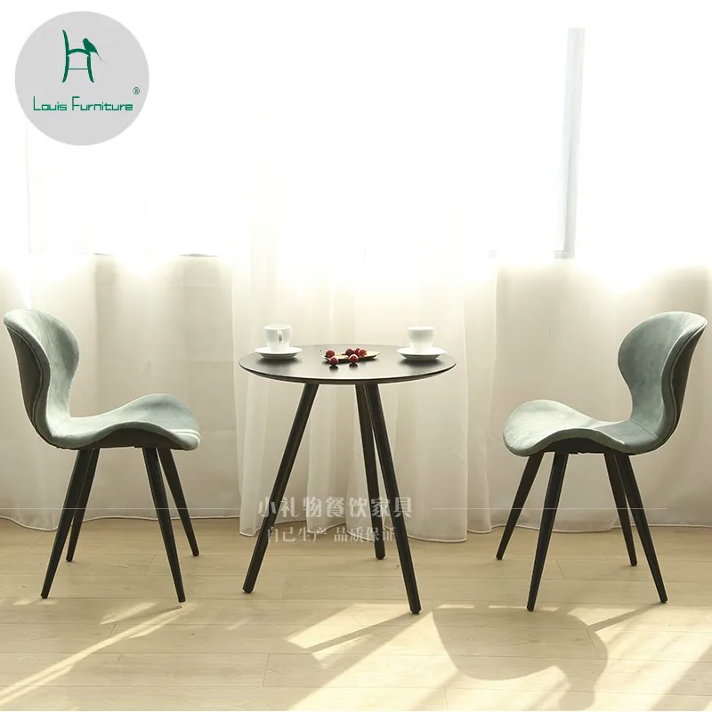 Louis Fashion Nordic Cafe Milk Tea Shop Chair Modern Simple Personality Art Negotiations Combination Creative Table
Louis Fashion Nordic Cafe Milk Tea Shop Chair Modern Simple Personality Art Negotiations Combination Creative Table