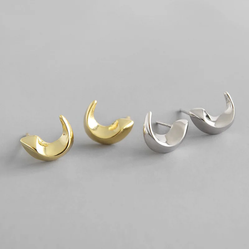 100% 925 sterling silver geometric moon stud earrings for women aretes pendientes mujer, gold color earings fashion jewelry
100% 925 sterling silver geometric moon stud earrings for women aretes pendientes mujer, gold color earings fashion jewelry