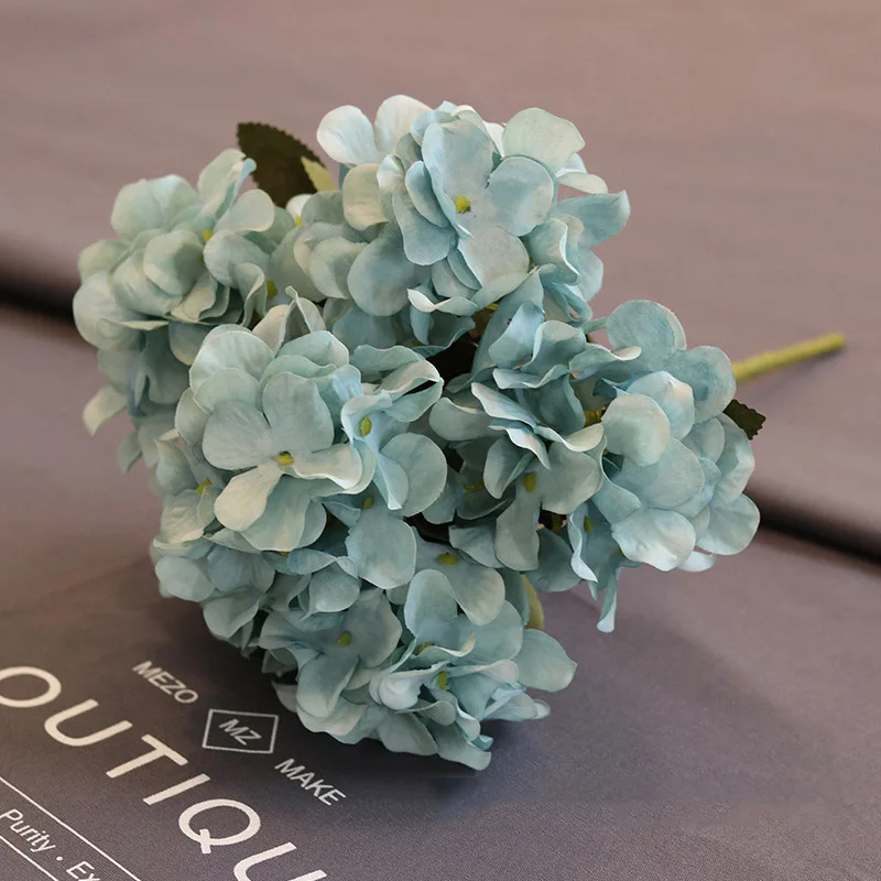 1Pcs 6 head Hydrangea Artificial Flowers Silk Fake Flowers Bridal hand Bouquet flores for Wedding Home Hotel Decoration 8 Colors
1Pcs 6 head Hydrangea Artificial Flowers Silk Fake Flowers Bridal hand Bouquet flores for Wedding Home Hotel Decoration 8 Colors