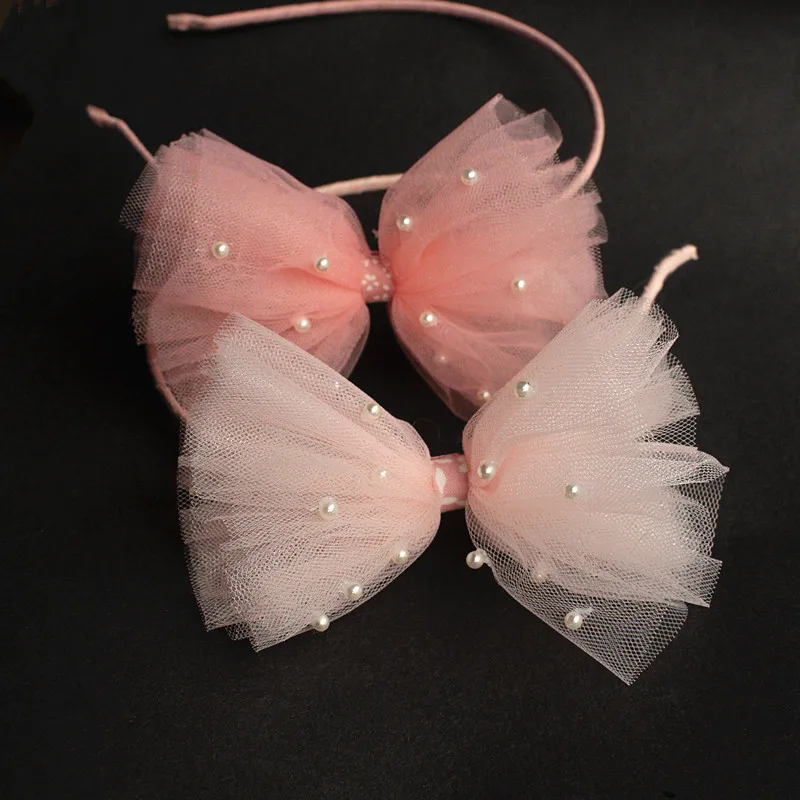 1PCS/LOT Glitter Felt Big Size Bow Shape Hairband with Pearls Kid Headband Korean Gauze Luxury Pom Girls Headbands Cute Headwear
1PCS/LOT Glitter Felt Big Size Bow Shape Hairband with Pearls Kid Headband Korean Gauze Luxury Pom Girls Headbands Cute Headwear