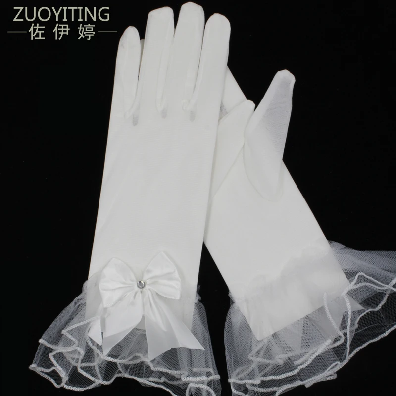 ZUOYITING 2017 New Hot Short White Bridal Gloves with Bow Details Cheap Wedding Gloves Complete Fingers in Sales Wedding Goods
ZUOYITING 2017 New Hot Short White Bridal Gloves with Bow Details Cheap Wedding Gloves Complete Fingers in Sales Wedding Goods