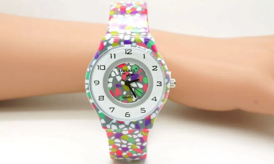 Willis Mini Watches Cartoon For Women Colorful Fashions Colorful stone Dial Plastic Band WristWatch 486
Willis Mini Watches Cartoon For Women Colorful Fashions Colorful stone Dial Plastic Band WristWatch 486