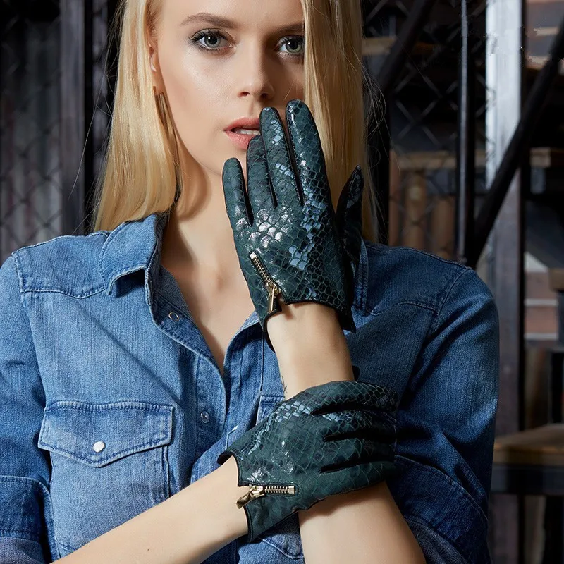 Women Fashion Snake Genuine Leather Gloves Ladies Punk Driving Gloves With Metal Zipper Winter Warm Leather Gloves
Women Fashion Snake Genuine Leather Gloves Ladies Punk Driving Gloves With Metal Zipper Winter Warm Leather Gloves