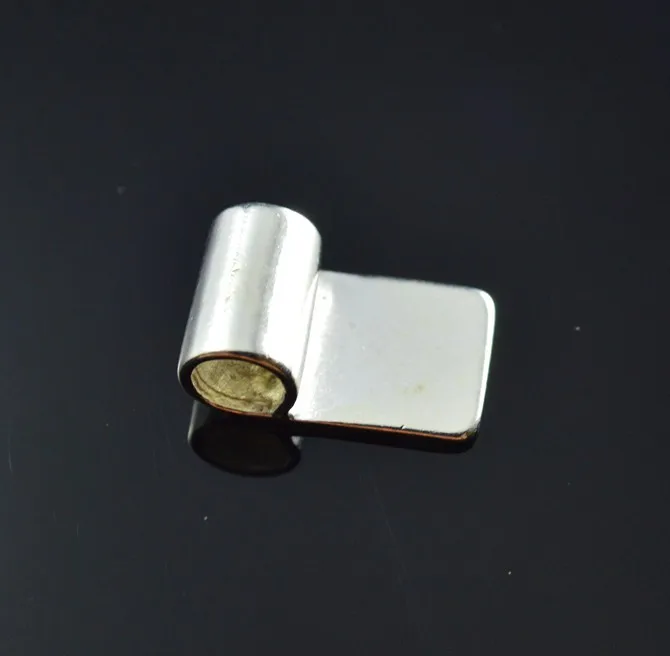 Hole: 5mm and 10 * 17mm Plated Silver Buckle Pendant with glue, perennial pendant pendant, select three sizes
Hole: 5mm and 10 * 17mm Plated Silver Buckle Pendant with glue, perennial pendant pendant, select three sizes