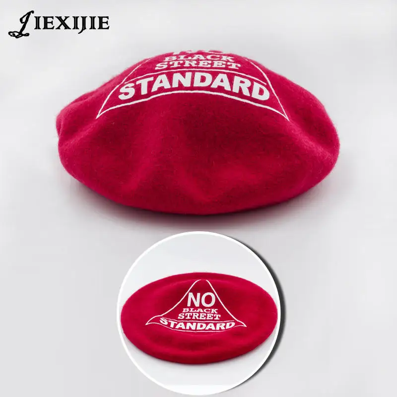 High Quality 100%Australian wool beret Autumn winter ladies triangle english Text logo wool women Casual painter hat Boina 2018
High Quality 100%Australian wool beret Autumn winter ladies triangle english Text logo wool women Casual painter hat Boina 2018