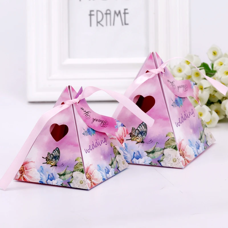 50pcs Hot Sale Triangular Pyramid Pineapple Marble Wedding Favors Candy Box Party Supplies Bomboniera Thanks Gift Chocolate Box
50pcs Hot Sale Triangular Pyramid Pineapple Marble Wedding Favors Candy Box Party Supplies Bomboniera Thanks Gift Chocolate Box