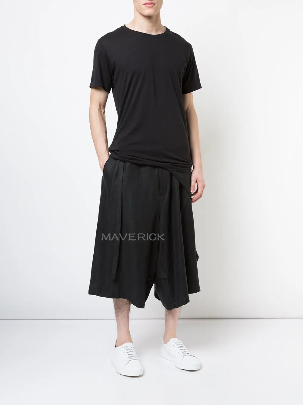 27-44!!Men's 2019 men's catwalk style cotton and linen asymmetrical loose seven-point wide leg slacks with culottes.
27-44!!Men's 2019 men's catwalk style cotton and linen asymmetrical loose seven-point wide leg slacks with culottes.