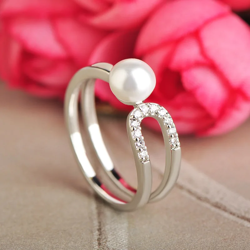 MECHOSEN OL Style Cubic Zirconia Simulated Pearl Rings Silver Color High Quality Brass Elegant Finger Accessories anillos mujer
MECHOSEN OL Style Cubic Zirconia Simulated Pearl Rings Silver Color High Quality Brass Elegant Finger Accessories anillos mujer
