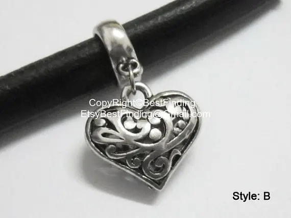 Heart charm pendant licorice leather findings charm holder with heart - middle holder
Heart charm pendant licorice leather findings charm holder with heart - middle holder