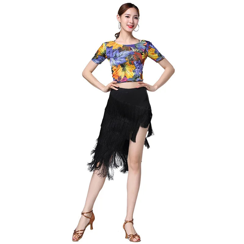 New Latin Dance Dress Women Sexy V-neck Printing Costume Silk Oblique Fringed Long Skirt Suit Women Competition Dress
New Latin Dance Dress Women Sexy V-neck Printing Costume Silk Oblique Fringed Long Skirt Suit Women Competition Dress