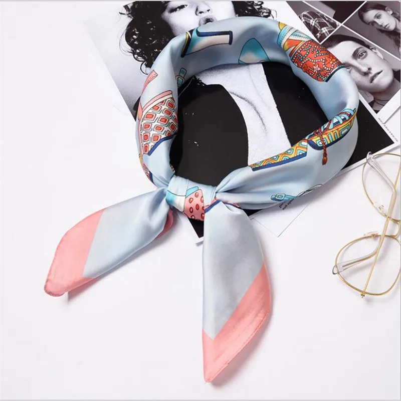 70*70cm Retro Decoration Small Square Scarf Silk Scarf Collar Stewardess Scarf HeadBand Scarf Kerchief Woman Neck Shawl Wraps
70*70cm Retro Decoration Small Square Scarf Silk Scarf Collar Stewardess Scarf HeadBand Scarf Kerchief Woman Neck Shawl Wraps