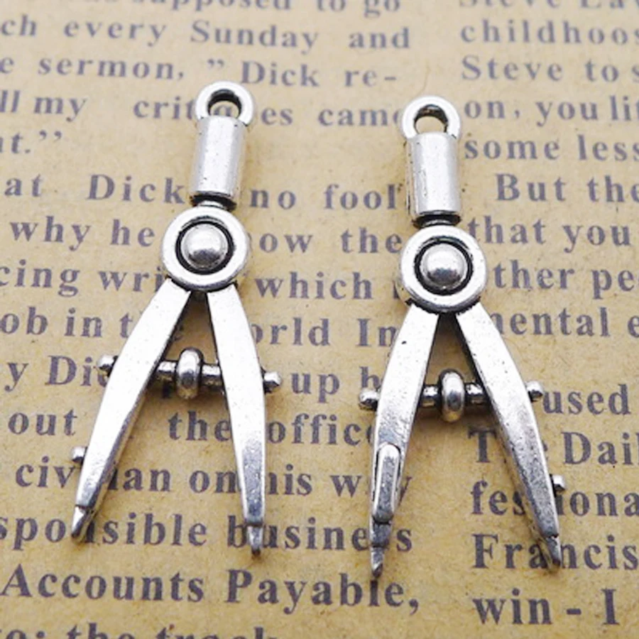 RAINXTAR Fashion Alloy School Bow Compass Tools Charms Dividers Shape Stationery Charms 11*28mm 50pcs AAC667
RAINXTAR Fashion Alloy School Bow Compass Tools Charms Dividers Shape Stationery Charms 11*28mm 50pcs AAC667
