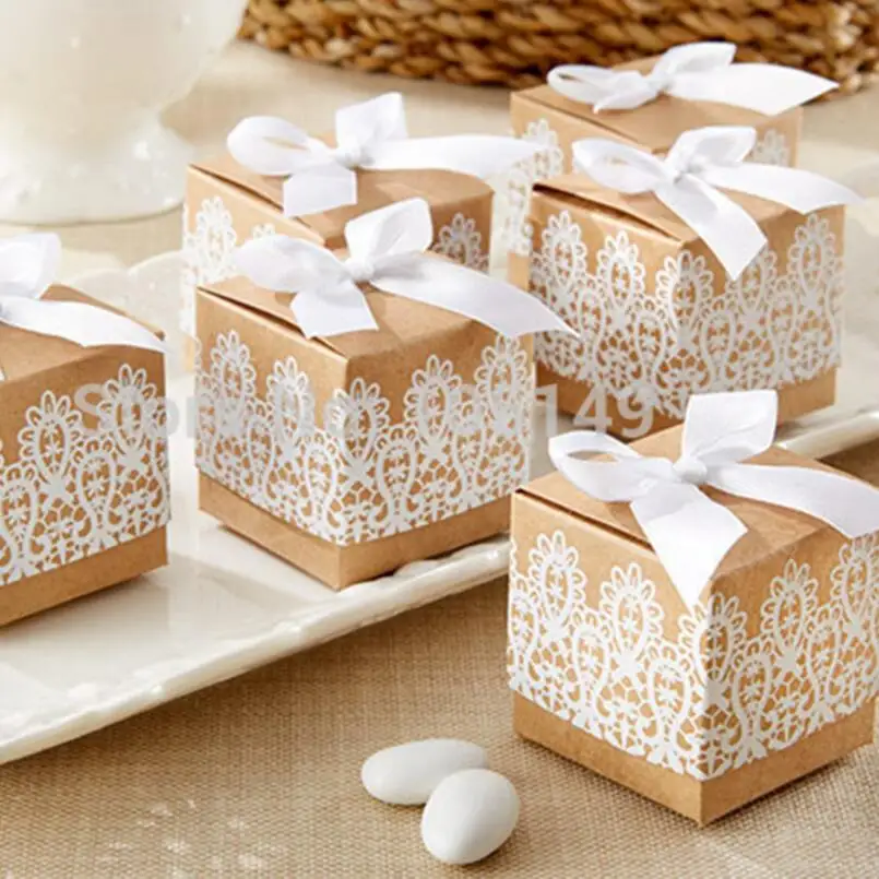 50pcs/lot Creative Gift Box Rustic and Lace Kraft Favor Box with Ribbon Wedding and Party Decoration Candy Box
50pcs/lot Creative Gift Box Rustic and Lace Kraft Favor Box with Ribbon Wedding and Party Decoration Candy Box