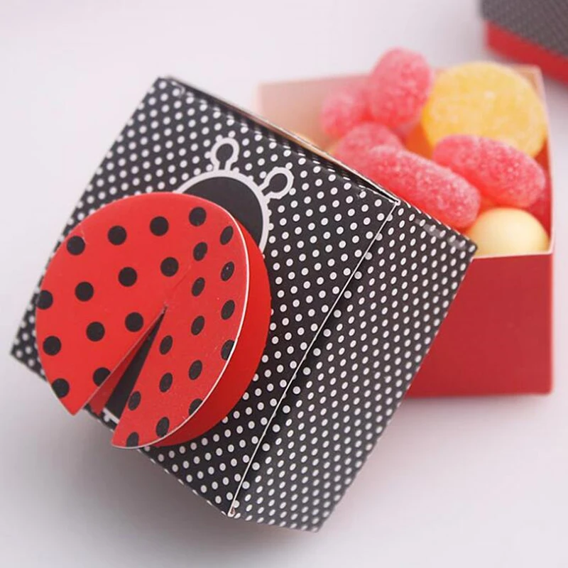 100Pcs/lot Wing Ladybug Wedding Gifts Box Candy Boxes Gift Favor Box Baby Shower Wedding Party
100Pcs/lot Wing Ladybug Wedding Gifts Box Candy Boxes Gift Favor Box Baby Shower Wedding Party