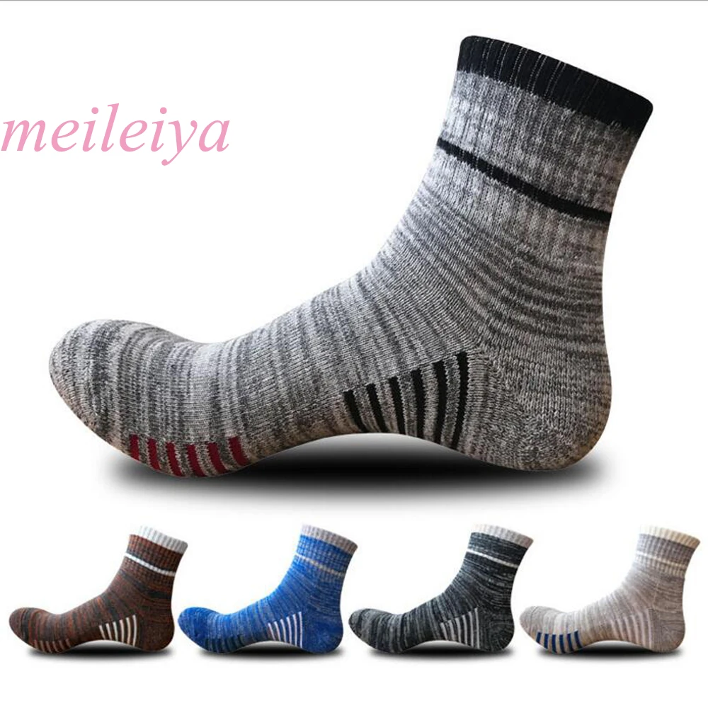 MEI LEI YA/5 пар/сумка, высококачественные мужские хлопковые носки, новые мужские носки, уплотненные Повседневные носки, 5 видов цветов носки средней длины
MEI LEI YA/5 пар/сумка, высококачественные мужские хлопковые носки, новые мужские носки, уплотненные Повседневные носки, 5 видов цветов носки средней длины
