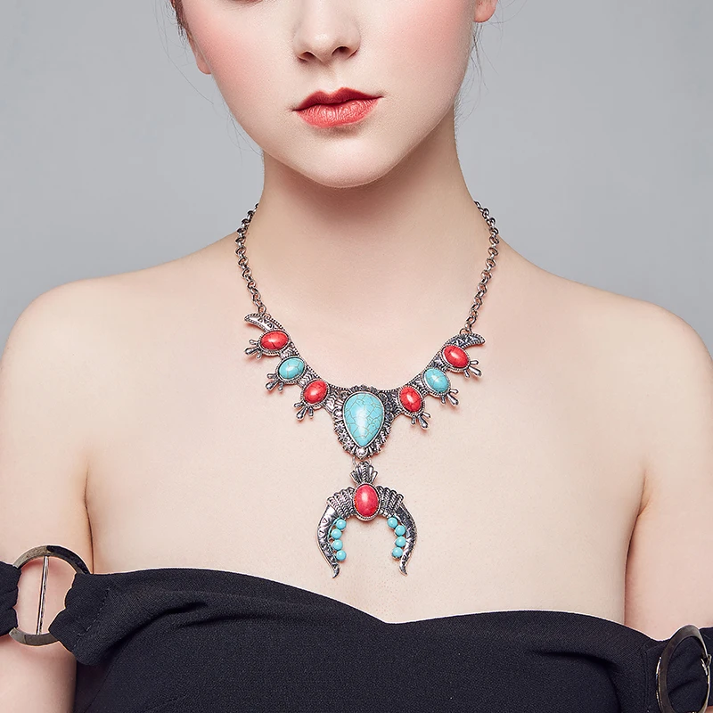 2018 Tibetan necklace jewelry Hot classic folk style women's Necklace realy stone Alloy wholesale Bohemia jewelry women gift
2018 Tibetan necklace jewelry Hot classic folk style women's Necklace realy stone Alloy wholesale Bohemia jewelry women gift