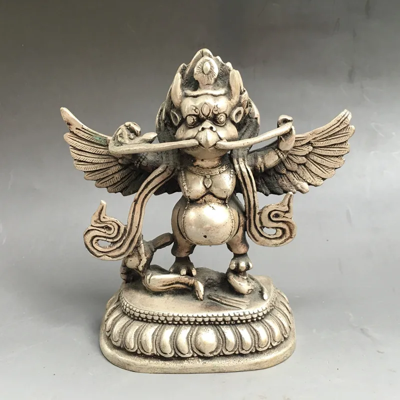 Rare Tibetan Silver Handicraft Statues Handmade Pure Lucky Buddha Statues Decorative Festive Presents Friendship
Rare Tibetan Silver Handicraft Statues Handmade Pure Lucky Buddha Statues Decorative Festive Presents Friendship