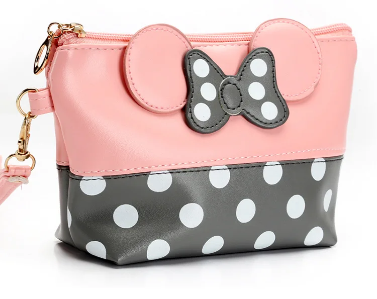 Wholesale Bow tie Minnie Mickey Bag Wave Point Women Dots Travel Necessarie Organizer Toiletry Bag Fashion Makeup Bag
Wholesale Bow tie Minnie Mickey Bag Wave Point Women Dots Travel Necessarie Organizer Toiletry Bag Fashion Makeup Bag