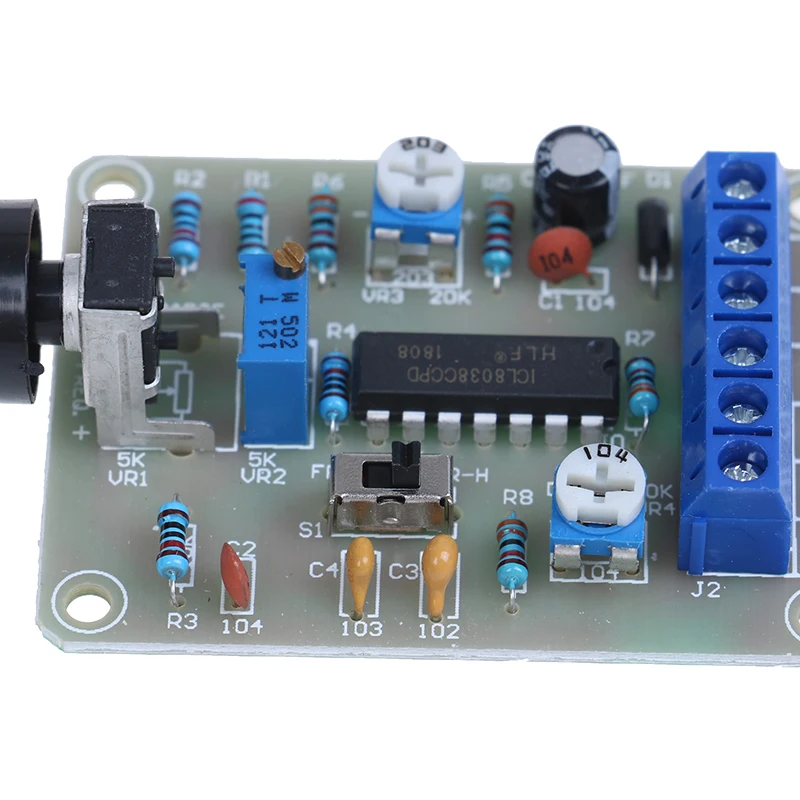 Горячая 1 компл. ICL8038 монолитная функция генератор сигналов модуль DIY Kit синус квадратный треугольник
Горячая 1 компл. ICL8038 монолитная функция генератор сигналов модуль DIY Kit синус квадратный треугольник