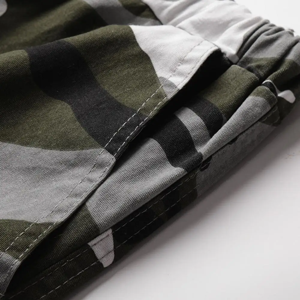 New Men's Shorts Camo Streetwear Jogger Loose Free Shipping Summer Camouflage Fashionable Military Cool Cargo Soft Male Clothes
New Men's Shorts Camo Streetwear Jogger Loose Free Shipping Summer Camouflage Fashionable Military Cool Cargo Soft Male Clothes