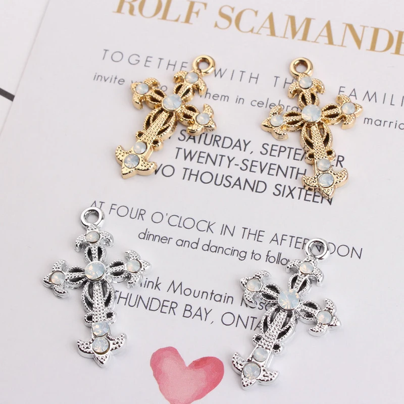 10pcs Crosses Charms DIY Jewelry Accessories Crosses Rhinestone Golden Alloy Pendant Bracelets Earring Floating YZ091
10pcs Crosses Charms DIY Jewelry Accessories Crosses Rhinestone Golden Alloy Pendant Bracelets Earring Floating YZ091