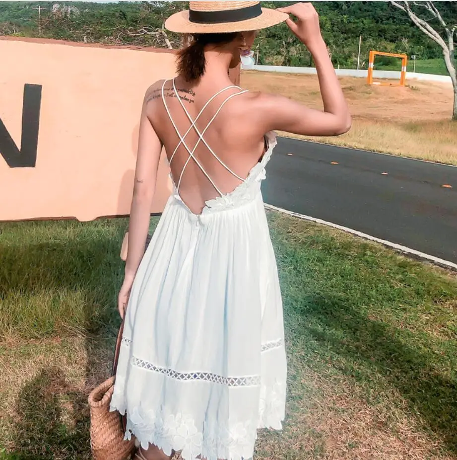 2019 Бесплатная доставка новый стиль темпераментные платья с лямкой на шее для