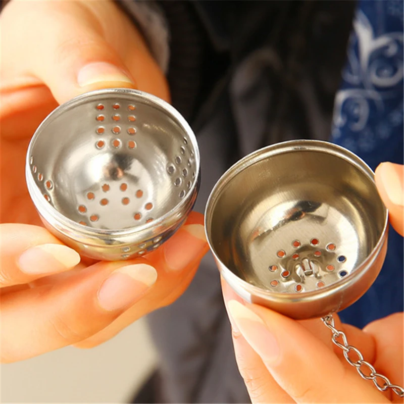 1PC Kitchen Gadgets Stainless Steel Ball Seasoning Tea Strainer for Kitchen Accessories Accesorios De Cocina Kitchen QA 087
1PC Kitchen Gadgets Stainless Steel Ball Seasoning Tea Strainer for Kitchen Accessories Accesorios De Cocina Kitchen QA 087