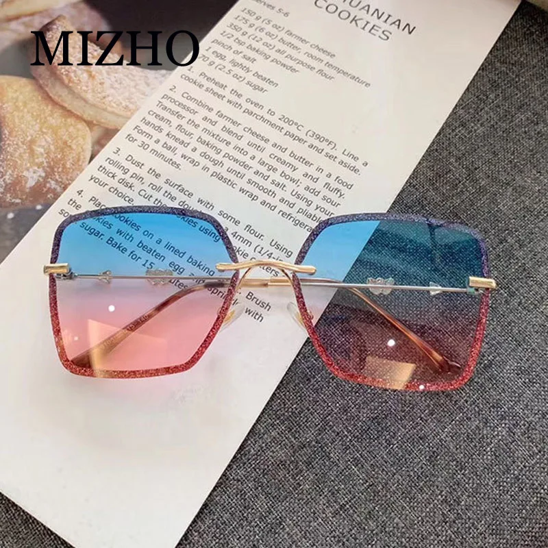 MIZHO 2020 Purple Luxury Brand Design Rimless Sunglasses Women Oversized Cutting Gradient Square Vintage Sun Glasses Crystal
MIZHO 2020 Purple Luxury Brand Design Rimless Sunglasses Women Oversized Cutting Gradient Square Vintage Sun Glasses Crystal