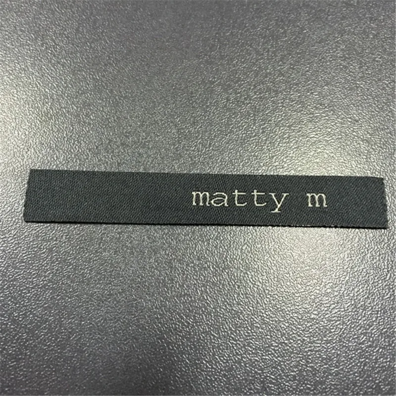 Customized Woven Label Clothing main labels with size
Customized Woven Label Clothing main labels with size