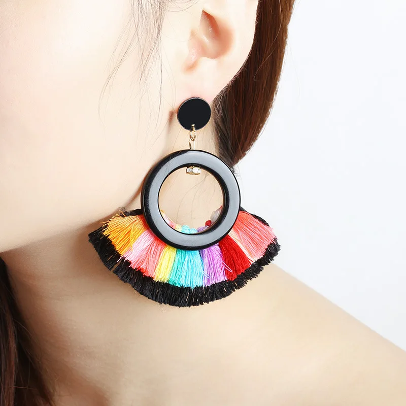Colorful Rainbow Strings Tassel Black Hoop Boho Women Dangle Earrings Drop Earrings 2 patterns
Colorful Rainbow Strings Tassel Black Hoop Boho Women Dangle Earrings Drop Earrings 2 patterns