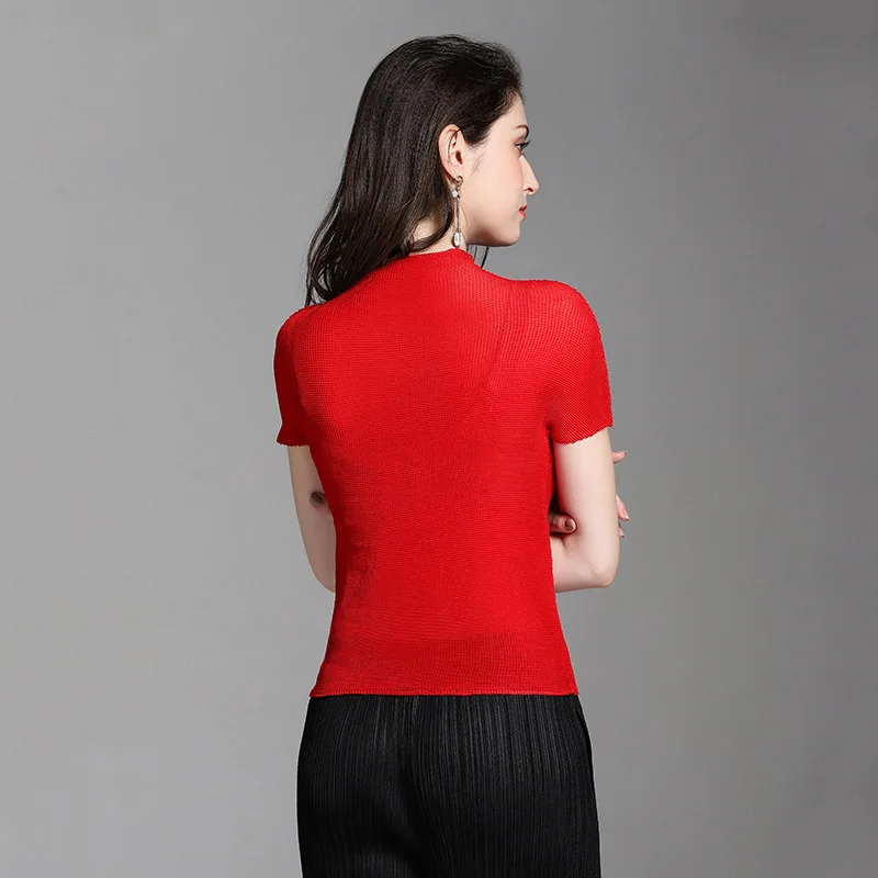 Changpleat New turtleneck super elastic Women Tops T-shirts Miyak Pleated Fashion Slim Solid Short Sleeve Female T-shirt Tide T9
Changpleat New turtleneck super elastic Women Tops T-shirts Miyak Pleated Fashion Slim Solid Short Sleeve Female T-shirt Tide T9