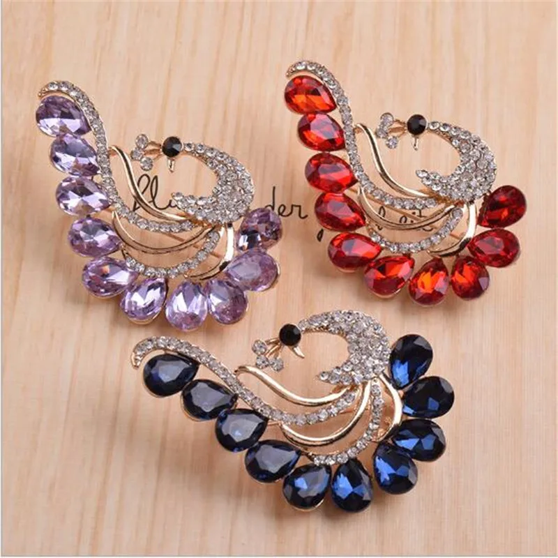 AHYONNIEX 1 PC Diamond Alloy Crystal Peacock Brooch Women Fashion Animal Badges Pin Decorations For Clothes Bags
AHYONNIEX 1 PC Diamond Alloy Crystal Peacock Brooch Women Fashion Animal Badges Pin Decorations For Clothes Bags