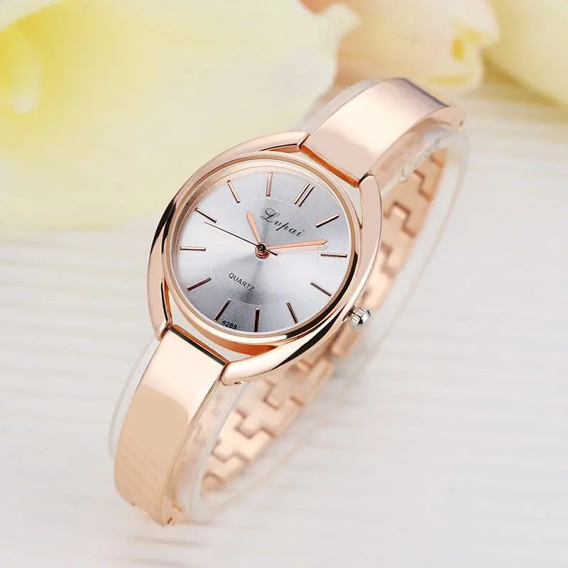 Newest Fashion Fashion Watches Women Steel Band Watch No Waterproof Quartz Wristwatches Relogio Feminino
Newest Fashion Fashion Watches Women Steel Band Watch No Waterproof Quartz Wristwatches Relogio Feminino