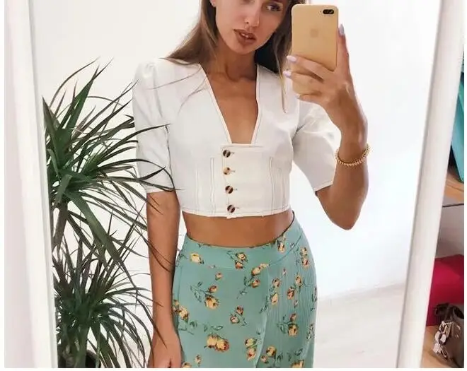 Fashion Square Collar White Shirt Crop Top Summer Sexy Women Tops Blouses Tunic Female Puff Sleeve Streetwear 2021 Button Down
Fashion Square Collar White Shirt Crop Top Summer Sexy Women Tops Blouses Tunic Female Puff Sleeve Streetwear 2021 Button Down