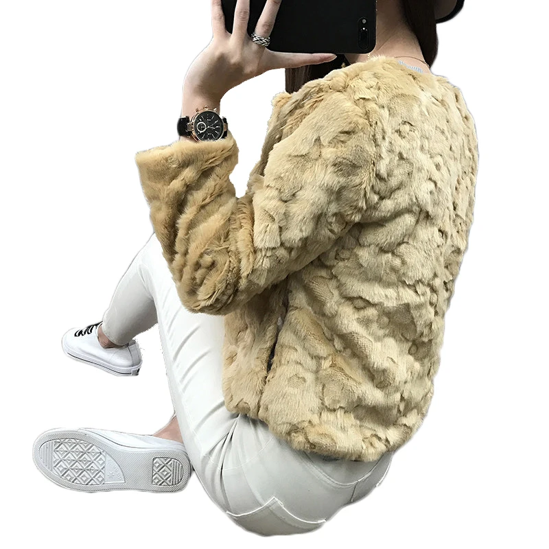 Autumn New Fashion Women Faux Fur Jacket Elegant Faux Rabbit Fur Coat Short Slim Outerwear Fur 2019 Parka Winter Jacket Women
Autumn New Fashion Women Faux Fur Jacket Elegant Faux Rabbit Fur Coat Short Slim Outerwear Fur 2019 Parka Winter Jacket Women