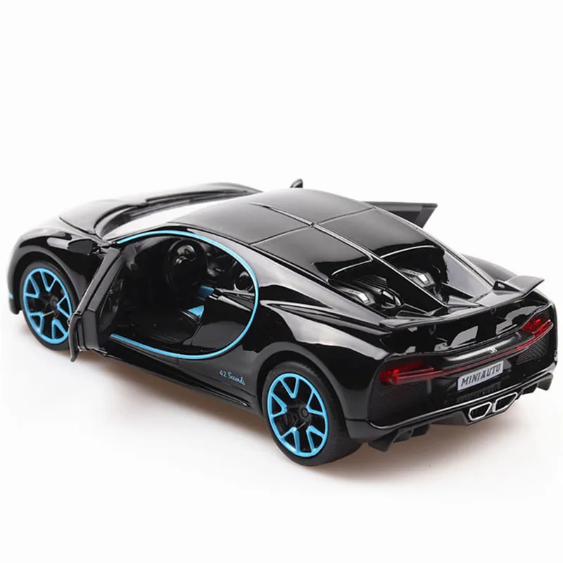 1:32 игрушечный автомобиль Bugatti Chiron металлическая игрушечная машинка из сплава