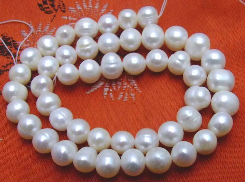 SALE Big 8-9mm White Natural Freshwater pearl Loose Beads 14"-los617 Wholesale/retail Free shipping
SALE Big 8-9mm White Natural Freshwater pearl Loose Beads 14"-los617 Wholesale/retail Free shipping