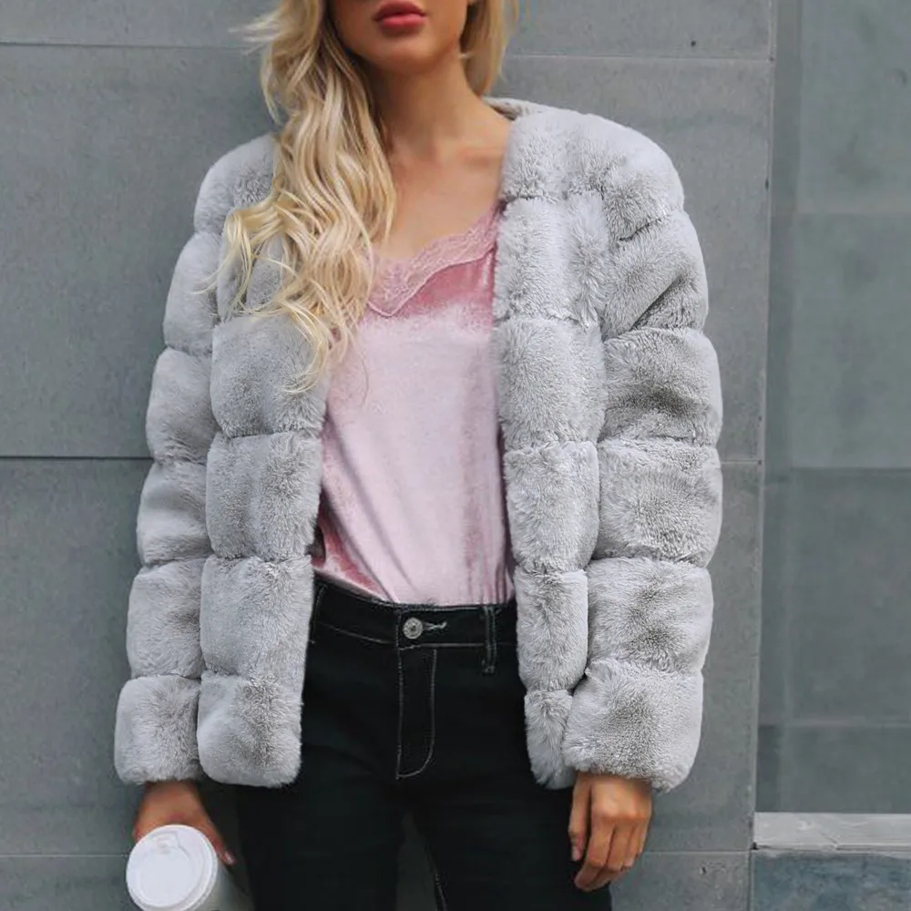 Nice Winter New VogueWarm Women Faux Fox Fur Coat Imitation Fox Fur Jacket Fur Outerwear Cardigan
Nice Winter New VogueWarm Women Faux Fox Fur Coat Imitation Fox Fur Jacket Fur Outerwear Cardigan