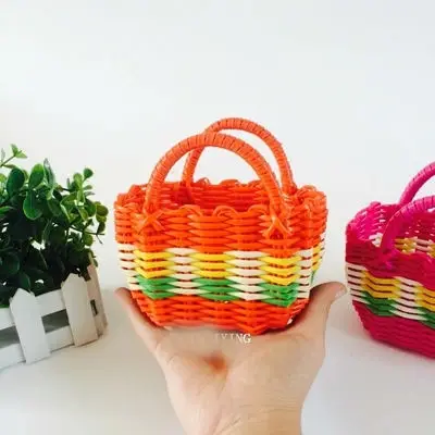 Детские руки корзина, пружинные, игрушечные корзины, домашний реквизит детская школьная сумка Детская картонной картинкой играющих детей к...
Детские руки корзина, пружинные, игрушечные корзины, домашний реквизит детская школьная сумка Детская картонной картинкой играющих детей к...