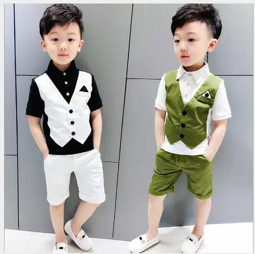 Фото Летний костюм для мальчиков короткий жилет облегающий деловой классический